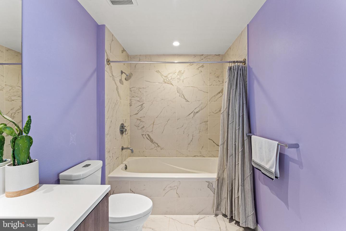 1650 SILVER HILL DR #1709, MCLEAN, Virginia 22102, 1 Bedroom Bedrooms, ,1 BathroomBathrooms,Residential,For sale,1650 SILVER HILL DR #1709,VAFX2230944 MLS # VAFX2230944