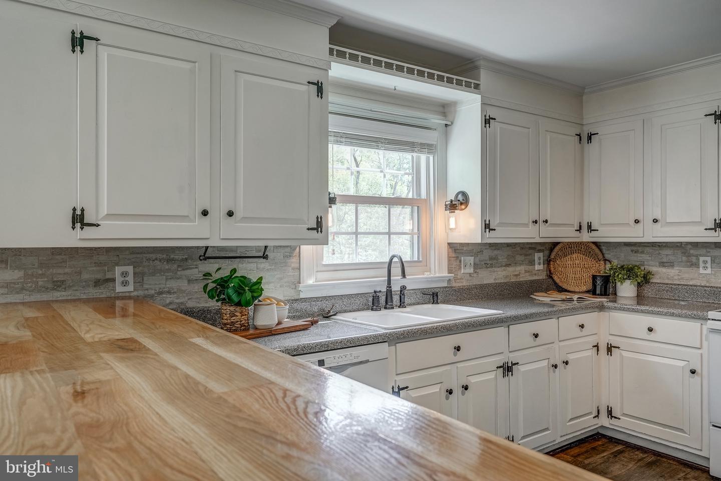 12665 PETERSBURG ST, CHESTER, Virginia 23831, 5 Bedrooms Bedrooms, 12 Rooms Rooms,3 BathroomsBathrooms,Residential,For sale,12665 PETERSBURG ST,VACF2001094 MLS # VACF2001094