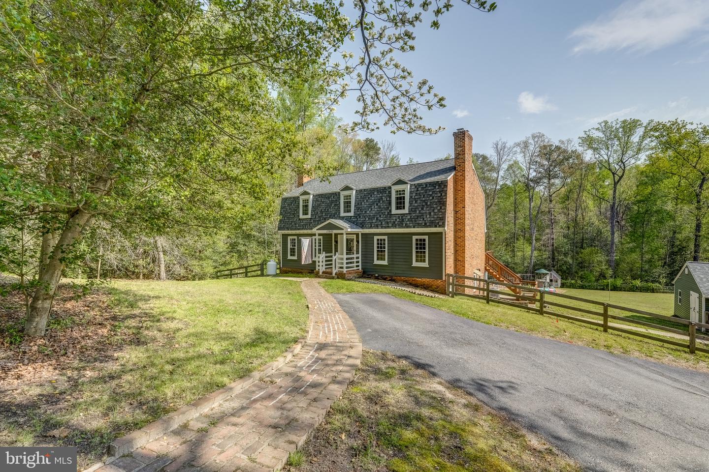 12665 PETERSBURG ST, CHESTER, Virginia 23831, 5 Bedrooms Bedrooms, 12 Rooms Rooms,3 BathroomsBathrooms,Residential,For sale,12665 PETERSBURG ST,VACF2001094 MLS # VACF2001094
