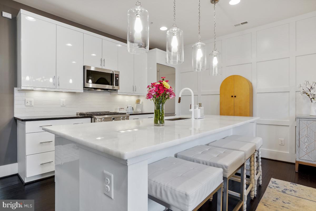777 MORTON ST NW #A, WASHINGTON, District Of Columbia 20010, 2 Bedrooms Bedrooms, ,2 BathroomsBathrooms,Residential,For sale,777 MORTON ST NW #A,DCDC2197380 MLS # DCDC2197380