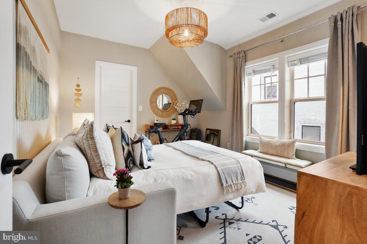 777 MORTON ST NW #A, WASHINGTON, District Of Columbia 20010, 2 Bedrooms Bedrooms, ,2 BathroomsBathrooms,Residential,For sale,777 MORTON ST NW #A,DCDC2197380 MLS # DCDC2197380