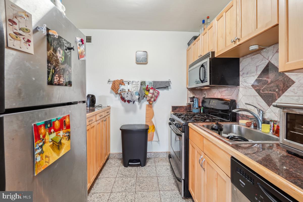 4201 CATHEDRAL AVE NW #1411E, WASHINGTON, District Of Columbia 20016, ,1 BathroomBathrooms,Residential,For sale,4201 CATHEDRAL AVE NW #1411E,DCDC2198620 MLS # DCDC2198620