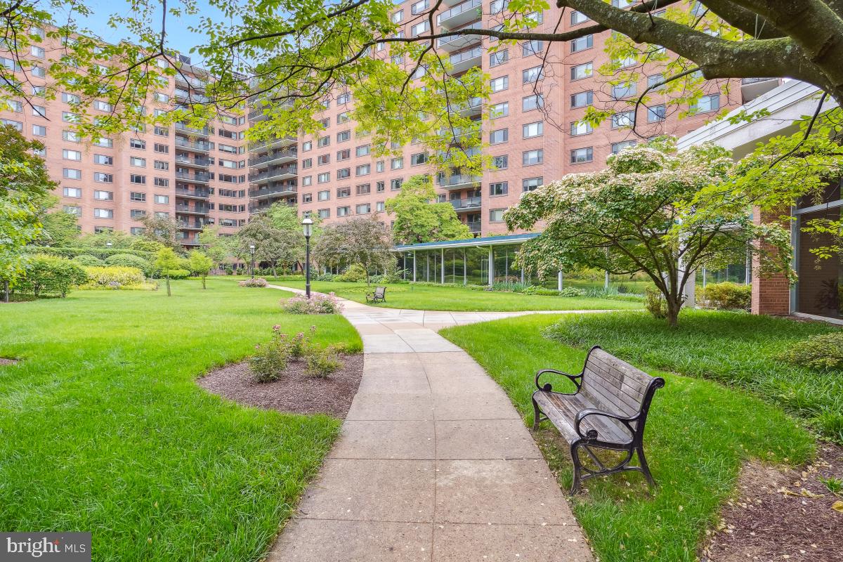 4201 CATHEDRAL AVE NW #1411E, WASHINGTON, District Of Columbia 20016, ,1 BathroomBathrooms,Residential,For sale,4201 CATHEDRAL AVE NW #1411E,DCDC2198620 MLS # DCDC2198620