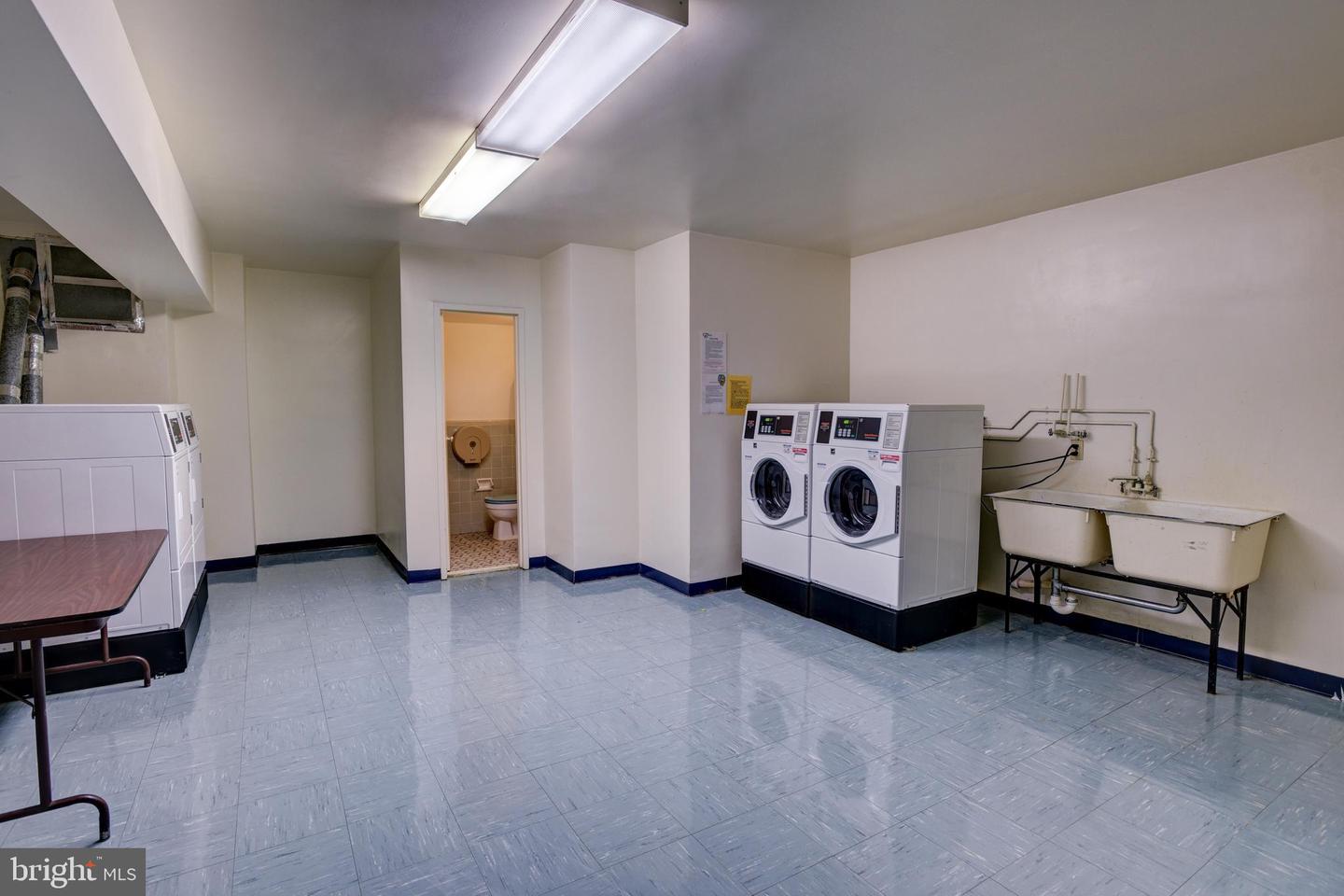 4201 CATHEDRAL AVE NW #1411E, WASHINGTON, District Of Columbia 20016, ,1 BathroomBathrooms,Residential,For sale,4201 CATHEDRAL AVE NW #1411E,DCDC2198620 MLS # DCDC2198620