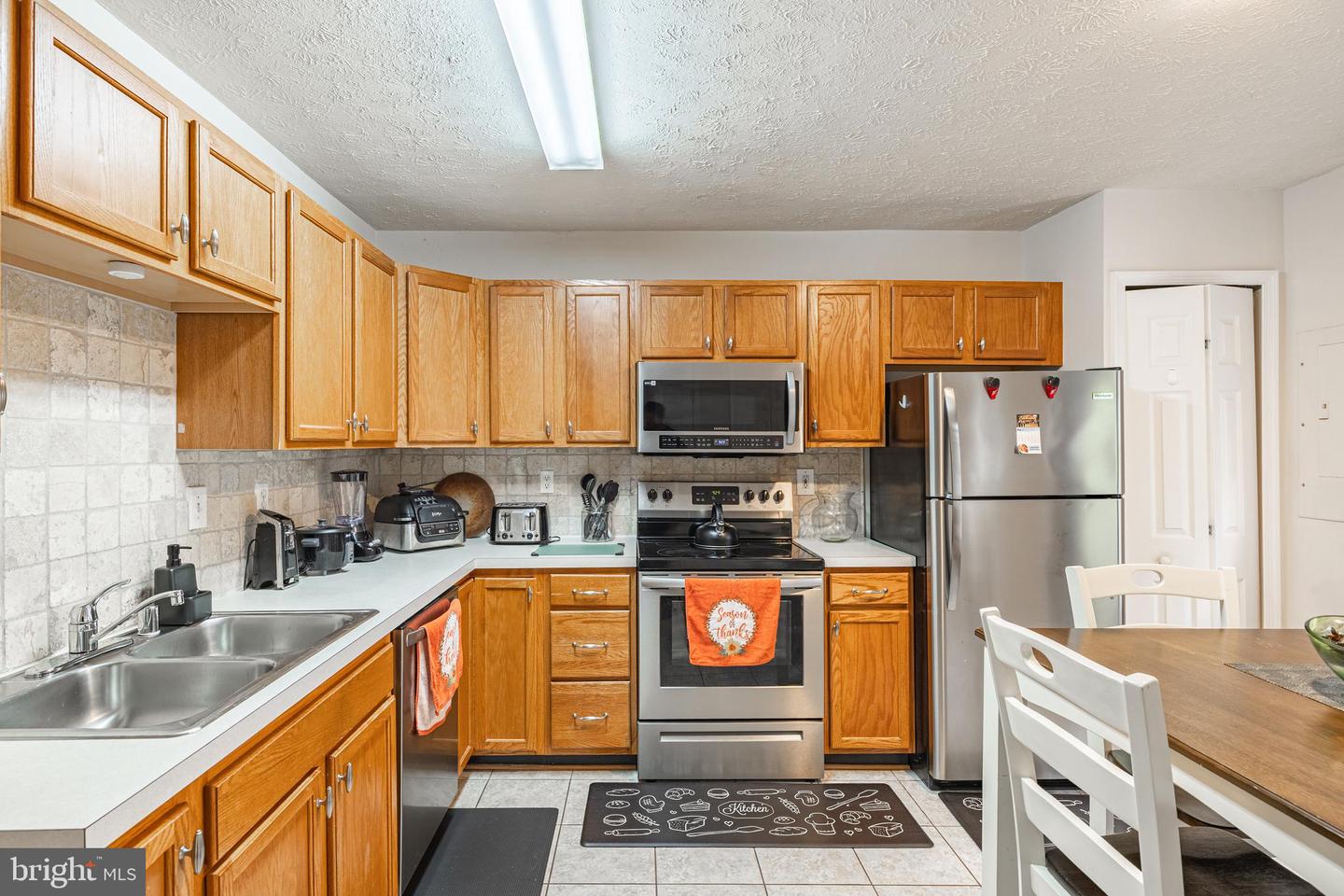 9910 WARWICK PL, FREDERICKSBURG, Virginia 22408, 3 Bedrooms Bedrooms, ,2 BathroomsBathrooms,Residential,For sale,9910 WARWICK PL,VASP2033108 MLS # VASP2033108
