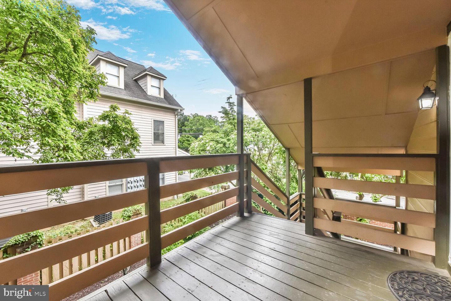 243 LOUDOUN ST SW #F, LEESBURG, Virginia 20175, 2 Bedrooms Bedrooms, ,1 BathroomBathrooms,Residential,For sale,243 LOUDOUN ST SW #F,VALO2096578 MLS # VALO2096578
