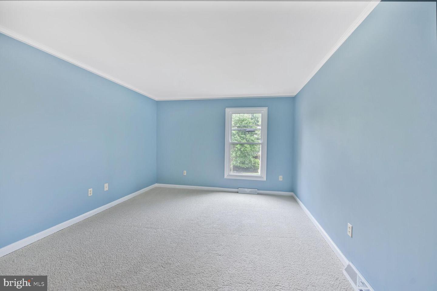 243 LOUDOUN ST SW #F, LEESBURG, Virginia 20175, 2 Bedrooms Bedrooms, ,1 BathroomBathrooms,Residential,For sale,243 LOUDOUN ST SW #F,VALO2096578 MLS # VALO2096578
