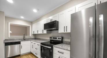 243 LOUDOUN ST SW #F, LEESBURG, Virginia 20175, 2 Bedrooms Bedrooms, ,1 BathroomBathrooms,Residential,For sale,243 LOUDOUN ST SW #F,VALO2096578 MLS # VALO2096578