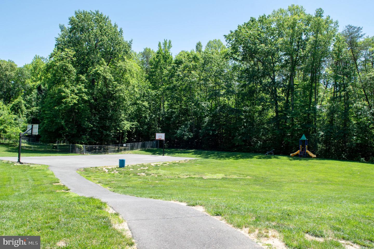 1211 KINGS CREST DR, STAFFORD, Virginia 22554, 4 Bedrooms Bedrooms, 8 Rooms Rooms,2 BathroomsBathrooms,Residential,For sale,1211 KINGS CREST DR,VAST2039054 MLS # VAST2039054