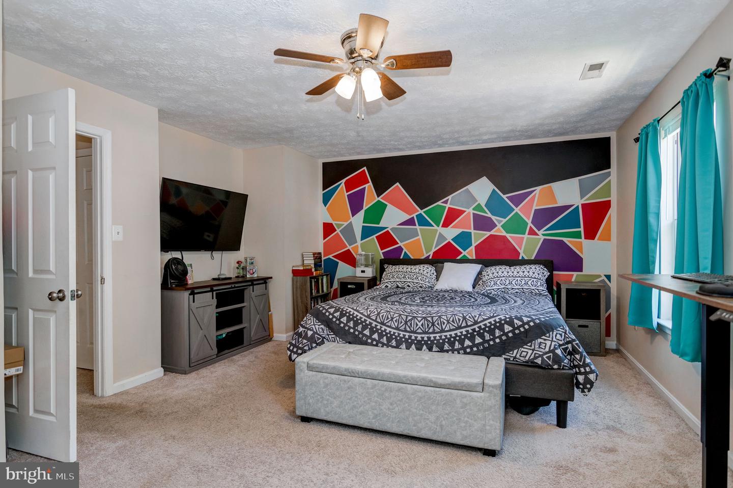 1211 KINGS CREST DR, STAFFORD, Virginia 22554, 4 Bedrooms Bedrooms, 8 Rooms Rooms,2 BathroomsBathrooms,Residential,For sale,1211 KINGS CREST DR,VAST2039054 MLS # VAST2039054