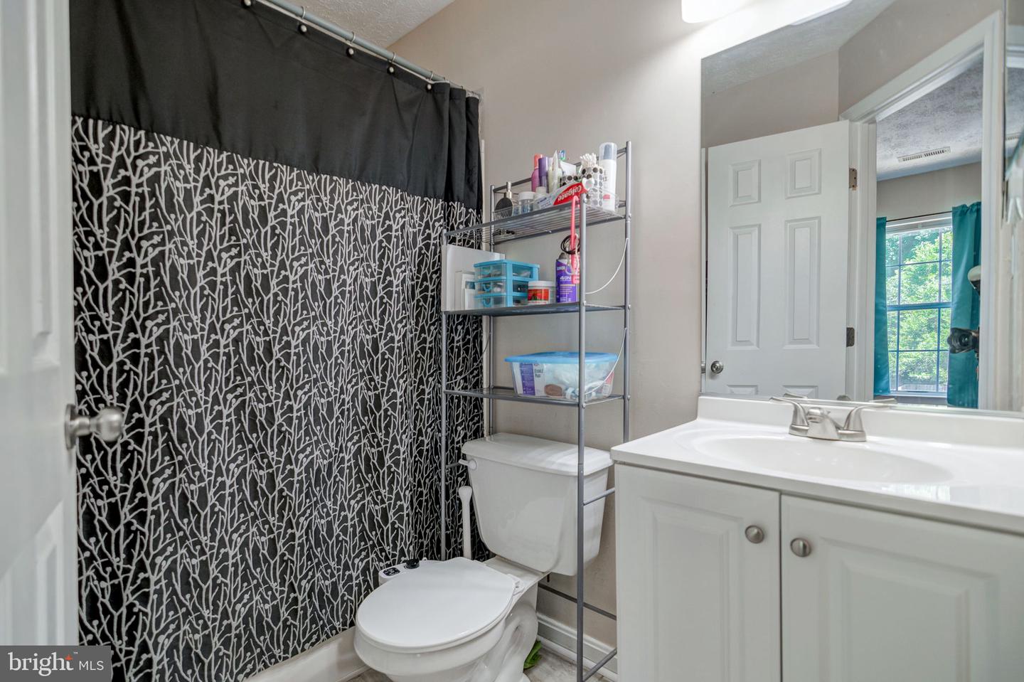 1211 KINGS CREST DR, STAFFORD, Virginia 22554, 4 Bedrooms Bedrooms, 8 Rooms Rooms,2 BathroomsBathrooms,Residential,For sale,1211 KINGS CREST DR,VAST2039054 MLS # VAST2039054