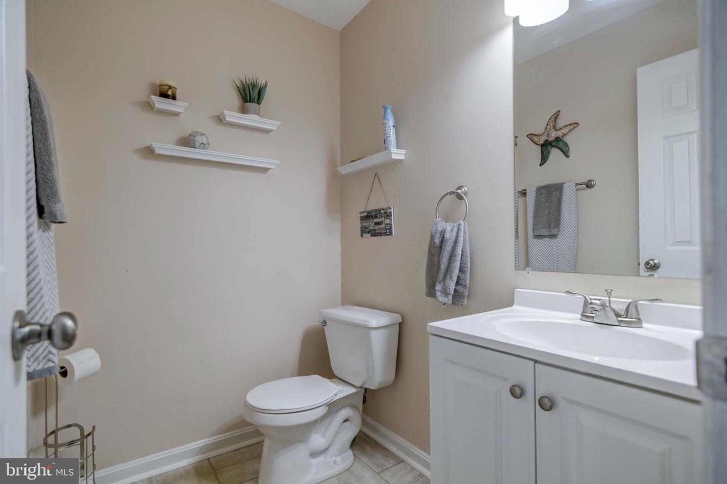 1211 KINGS CREST DR, STAFFORD, Virginia 22554, 4 Bedrooms Bedrooms, 8 Rooms Rooms,2 BathroomsBathrooms,Residential,For sale,1211 KINGS CREST DR,VAST2039054 MLS # VAST2039054