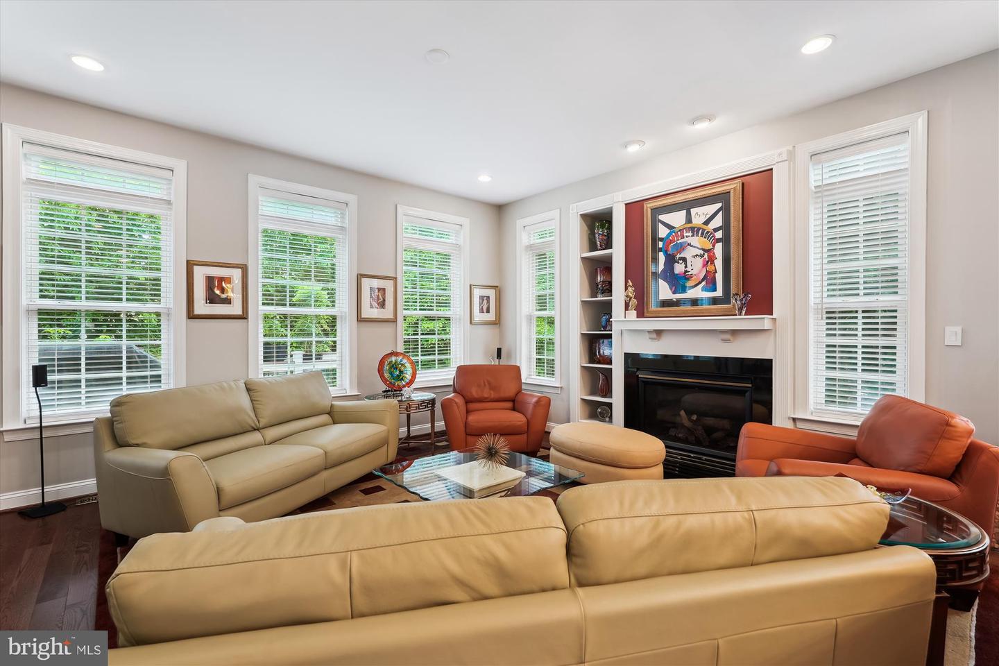 47666 PAULSEN SQ, POTOMAC FALLS, Virginia 20165, 3 Bedrooms Bedrooms, ,3 BathroomsBathrooms,Residential,For sale,47666 PAULSEN SQ,VALO2097898 MLS # VALO2097898
