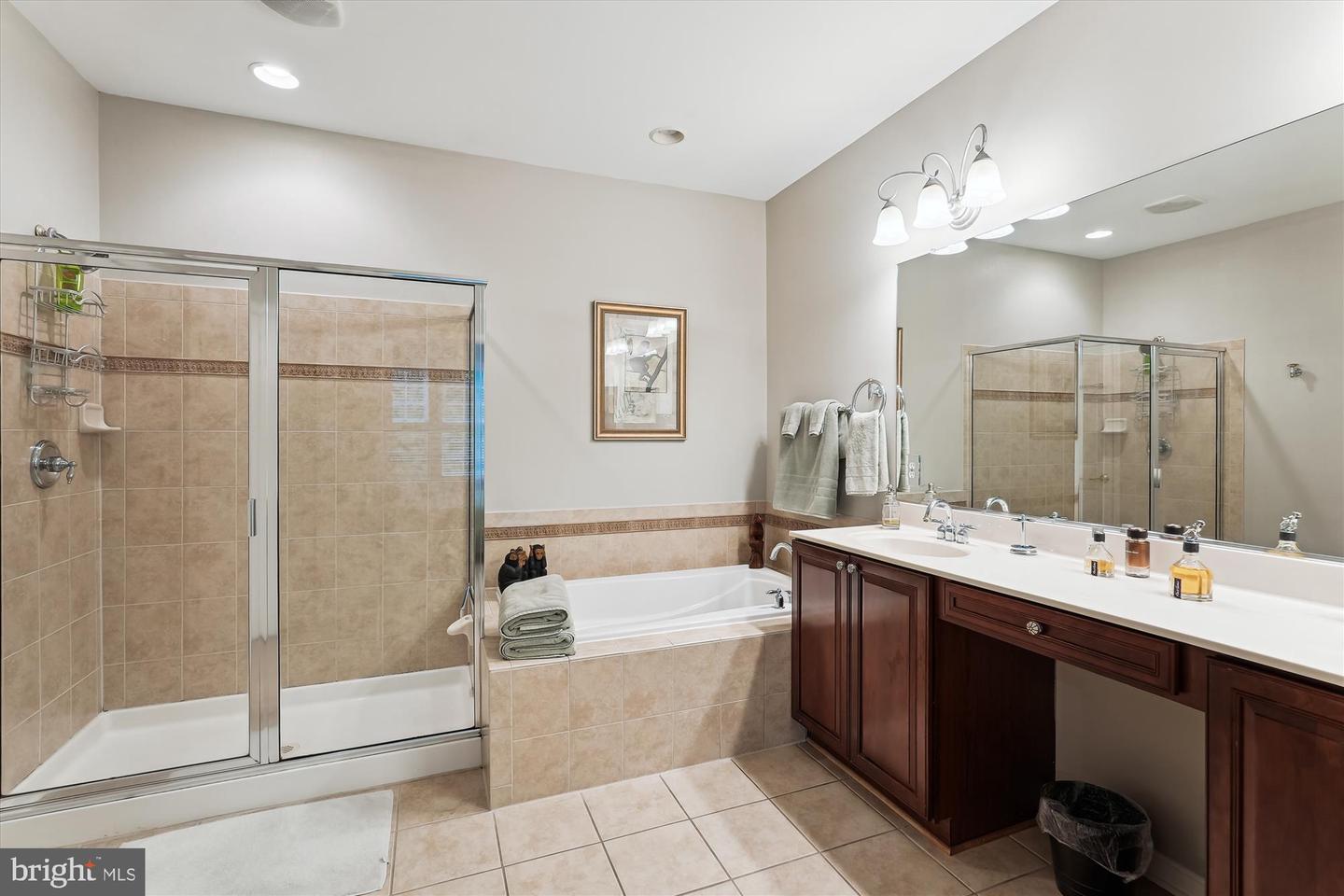 47666 PAULSEN SQ, POTOMAC FALLS, Virginia 20165, 3 Bedrooms Bedrooms, ,3 BathroomsBathrooms,Residential,For sale,47666 PAULSEN SQ,VALO2097898 MLS # VALO2097898
