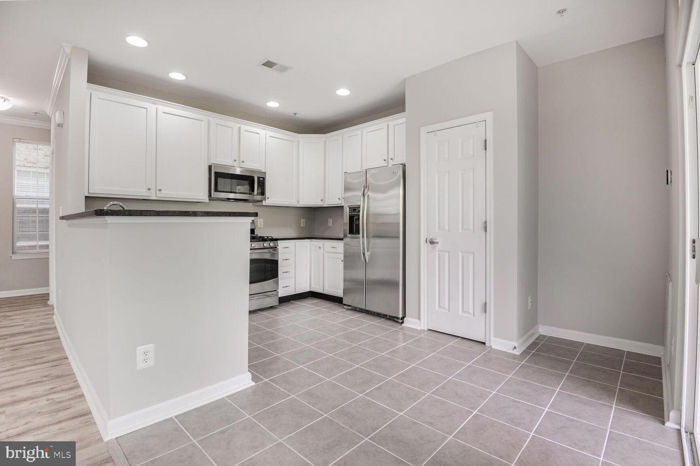 43415 MADISON RENEE TER #120, ASHBURN, Virginia 20147, 2 Bedrooms Bedrooms, ,2 BathroomsBathrooms,Residential,For sale,43415 MADISON RENEE TER #120,VALO2097970 MLS # VALO2097970