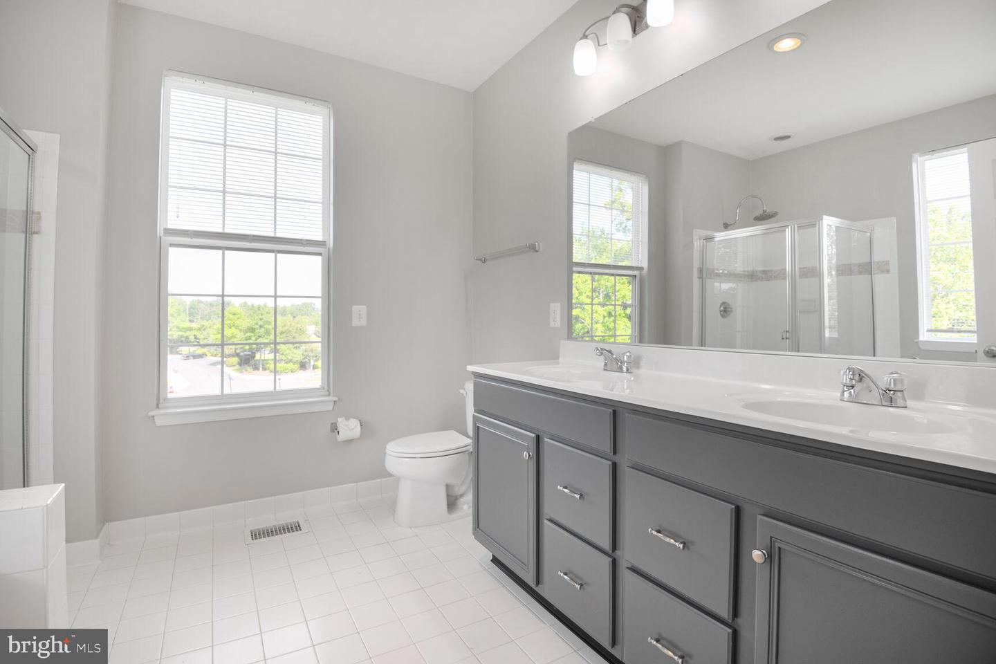 43415 MADISON RENEE TER #120, ASHBURN, Virginia 20147, 2 Bedrooms Bedrooms, ,2 BathroomsBathrooms,Residential,For sale,43415 MADISON RENEE TER #120,VALO2097970 MLS # VALO2097970