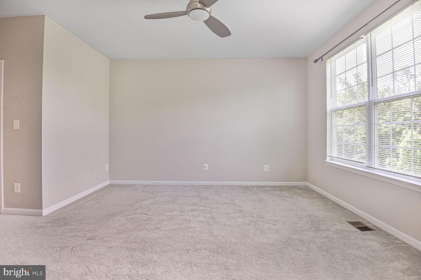 43415 MADISON RENEE TER #120, ASHBURN, Virginia 20147, 2 Bedrooms Bedrooms, ,2 BathroomsBathrooms,Residential,For sale,43415 MADISON RENEE TER #120,VALO2097970 MLS # VALO2097970