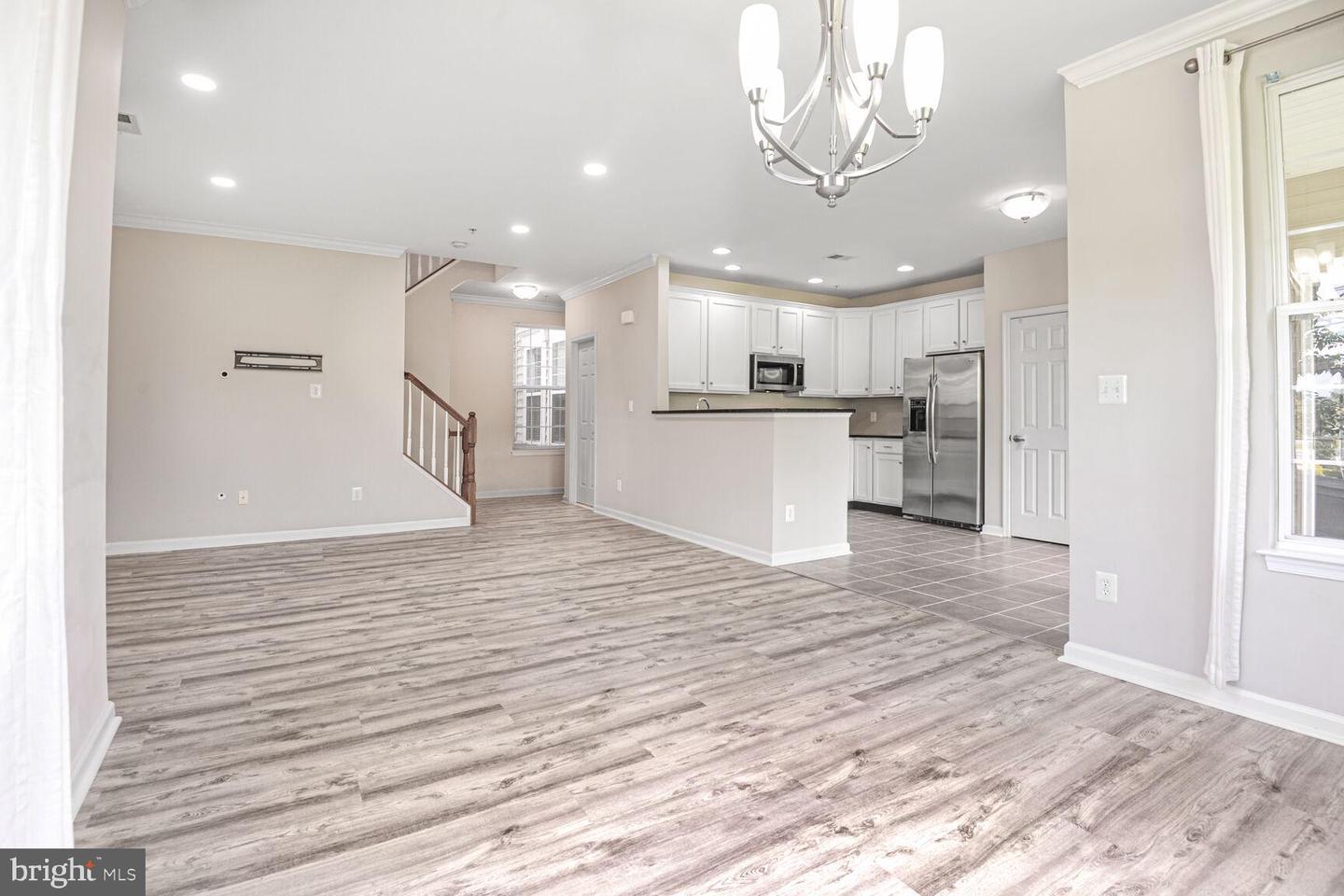43415 MADISON RENEE TER #120, ASHBURN, Virginia 20147, 2 Bedrooms Bedrooms, ,2 BathroomsBathrooms,Residential,For sale,43415 MADISON RENEE TER #120,VALO2097970 MLS # VALO2097970