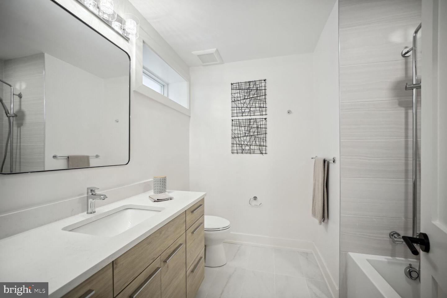 1744 LANIER PL NW #1, WASHINGTON, District Of Columbia 20009, 4 Bedrooms Bedrooms, ,4 BathroomsBathrooms,Residential,For sale,1744 LANIER PL NW #1,DCDC2203378 MLS # DCDC2203378