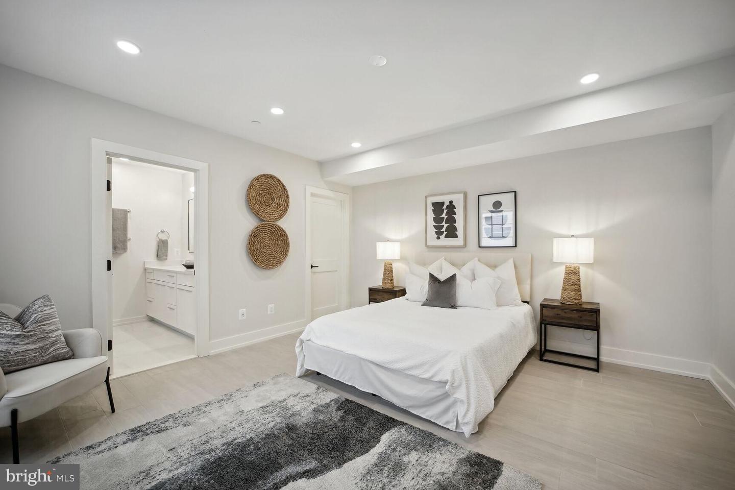 1744 LANIER PL NW #1, WASHINGTON, District Of Columbia 20009, 4 Bedrooms Bedrooms, ,4 BathroomsBathrooms,Residential,For sale,1744 LANIER PL NW #1,DCDC2203378 MLS # DCDC2203378