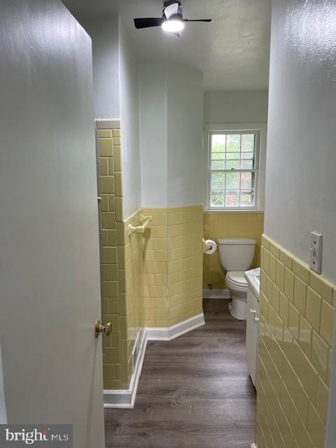 112 BLUE RIDGE ST, WARRENTON, Virginia 20186, 6 Bedrooms Bedrooms, ,3 BathroomsBathrooms,Residential,112 BLUE RIDGE ST,VAFQ2016814 MLS # VAFQ2016814