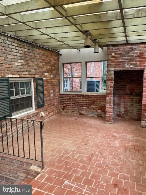 112 BLUE RIDGE ST, WARRENTON, Virginia 20186, 6 Bedrooms Bedrooms, ,3 BathroomsBathrooms,Residential,112 BLUE RIDGE ST,VAFQ2016814 MLS # VAFQ2016814