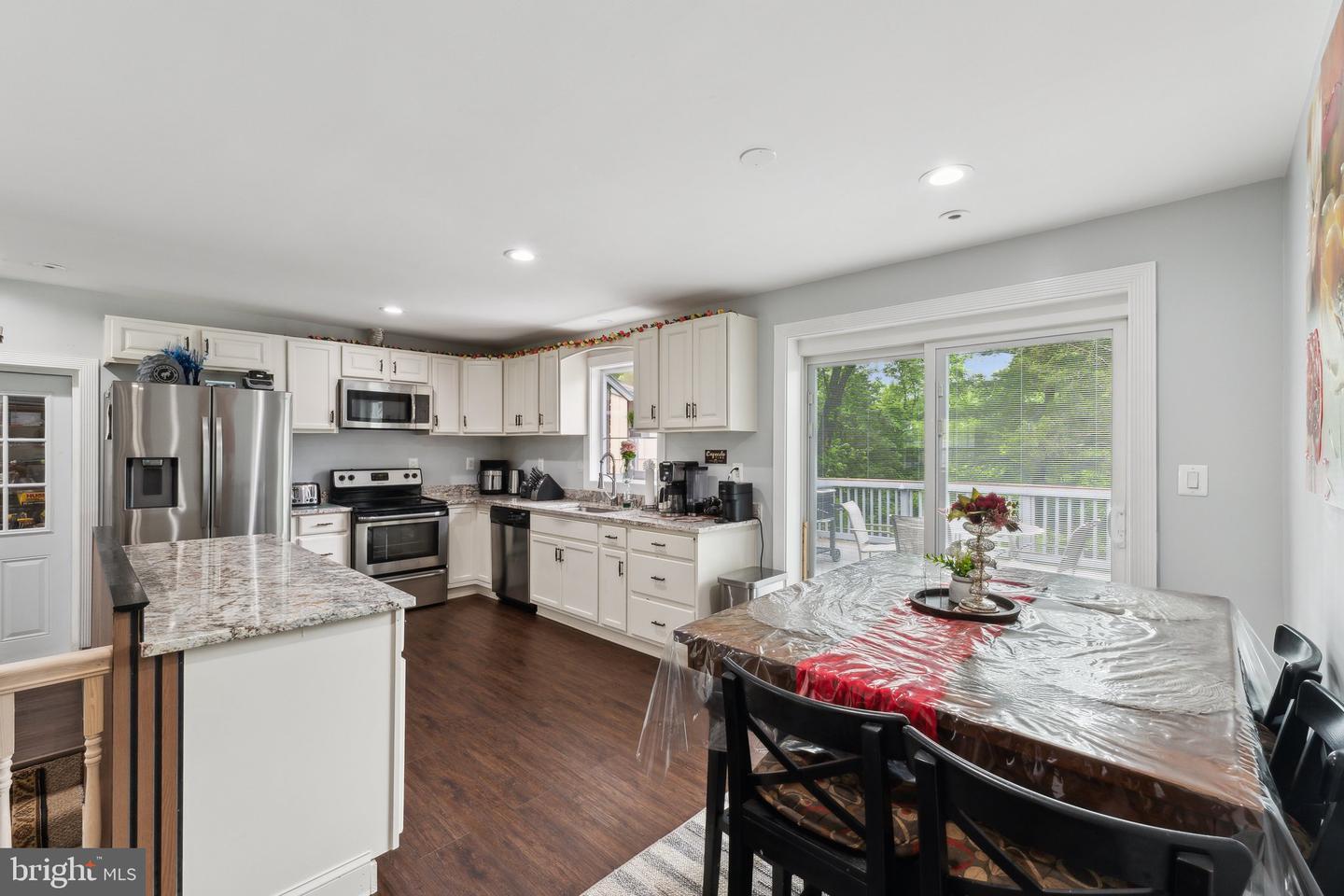 8412 IMPALLA DR, MANASSAS, Virginia 20110, 4 Bedrooms Bedrooms, ,5 BathroomsBathrooms,Residential,For sale,8412 IMPALLA DR,VAPW2091770 MLS # VAPW2091770