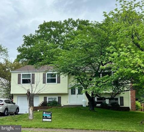 1258 MAGNOLIA, HERNDON, Virginia 20170, 4 Bedrooms Bedrooms, ,3 BathroomsBathrooms,Residential,For sale,1258 MAGNOLIA,VAFX2235078 MLS # VAFX2235078