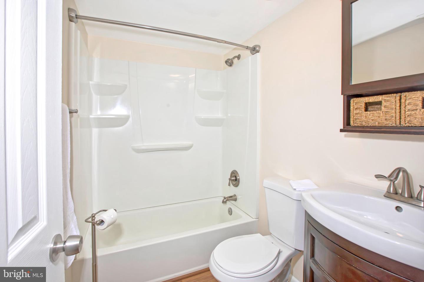 7599 GALES CT #204, MANASSAS, Virginia 20109, 3 Bedrooms Bedrooms, ,2 BathroomsBathrooms,Residential,For sale,7599 GALES CT #204,VAPW2093850 MLS # VAPW2093850