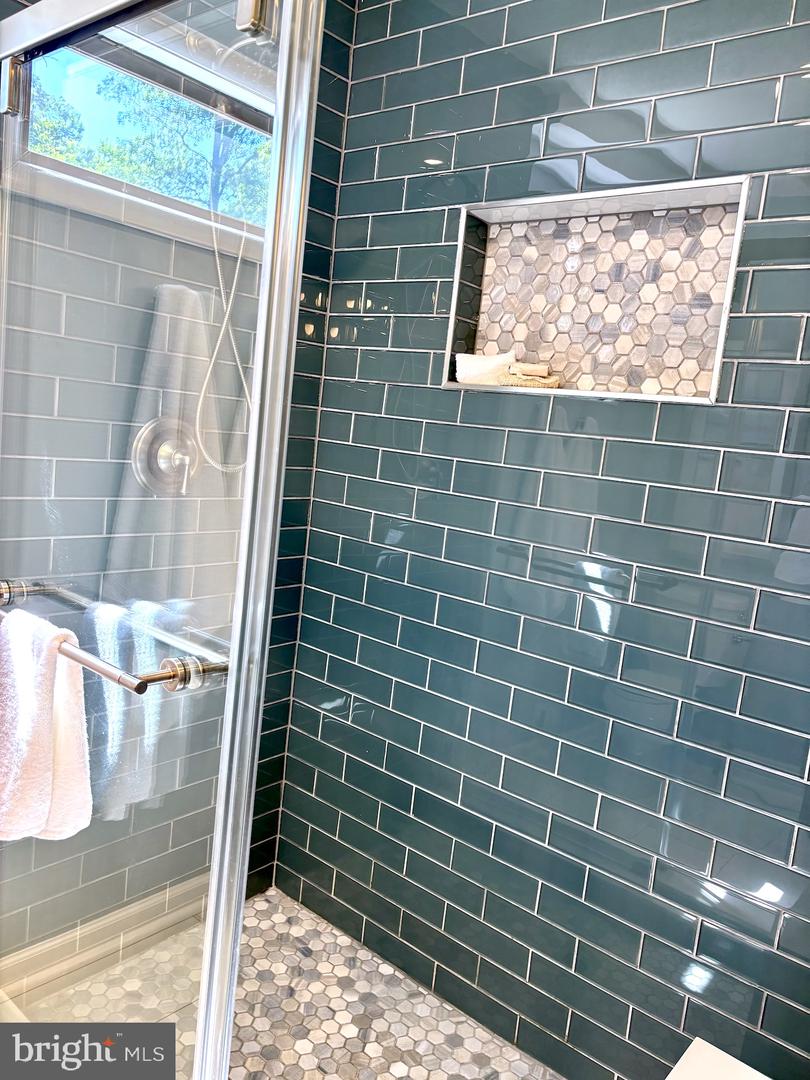 5341 BLACK OAK DR, FAIRFAX, Virginia 22032, 4 Bedrooms Bedrooms, ,2 BathroomsBathrooms,Residential,For sale,5341 BLACK OAK DR,VAFX2238782 MLS # VAFX2238782