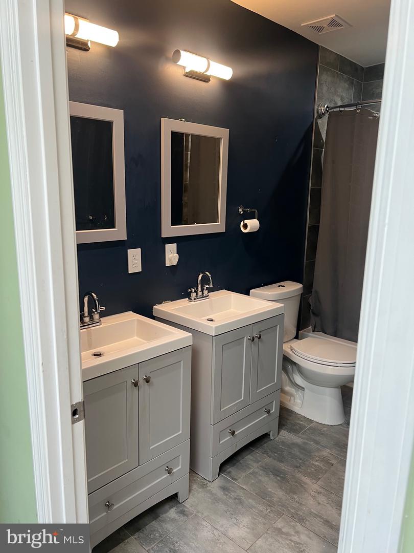 1418 C ST NE, WASHINGTON, District Of Columbia 20002, 4 Bedrooms Bedrooms, ,4 BathroomsBathrooms,Residential,For sale,1418 C ST NE,DCDC2199126 MLS # DCDC2199126