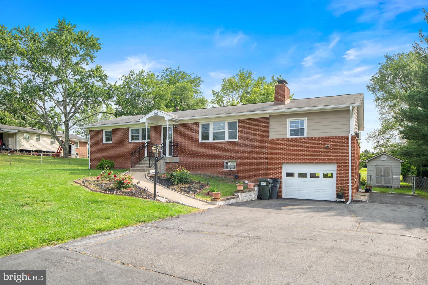 7703 HURON DR, GAINESVILLE, Virginia 20155, 4 Bedrooms Bedrooms, ,3 BathroomsBathrooms,Residential,For sale,7703 HURON DR,VAPW2094082 MLS # VAPW2094082