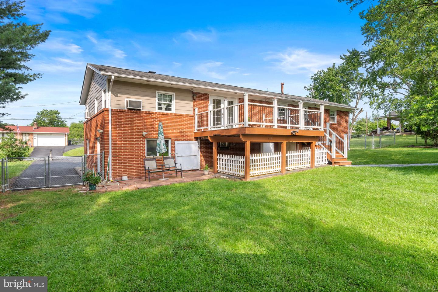 7703 HURON DR, GAINESVILLE, Virginia 20155, 4 Bedrooms Bedrooms, ,3 BathroomsBathrooms,Residential,For sale,7703 HURON DR,VAPW2094082 MLS # VAPW2094082