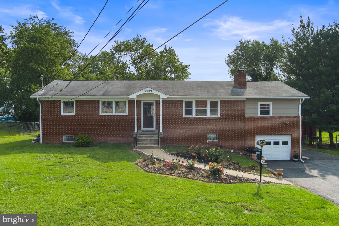 7703 HURON DR, GAINESVILLE, Virginia 20155, 4 Bedrooms Bedrooms, ,3 BathroomsBathrooms,Residential,For sale,7703 HURON DR,VAPW2094082 MLS # VAPW2094082