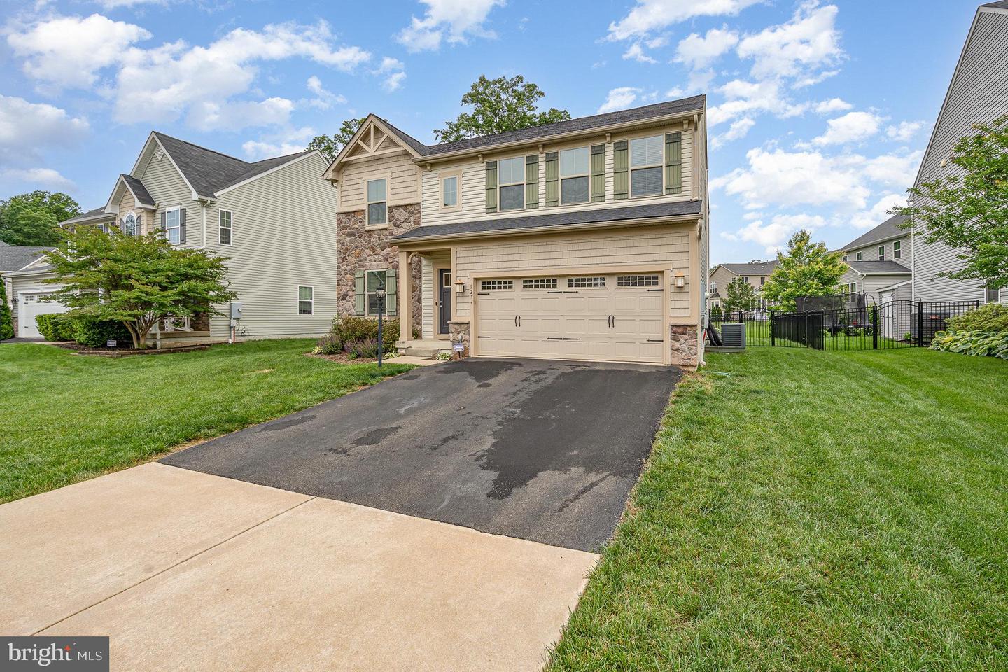 1214 BRITTLE RIDGE RD, WARRENTON, Virginia 20187, 4 Bedrooms Bedrooms, ,3 BathroomsBathrooms,Residential,For sale,1214 BRITTLE RIDGE RD,VAFQ2016564 MLS # VAFQ2016564