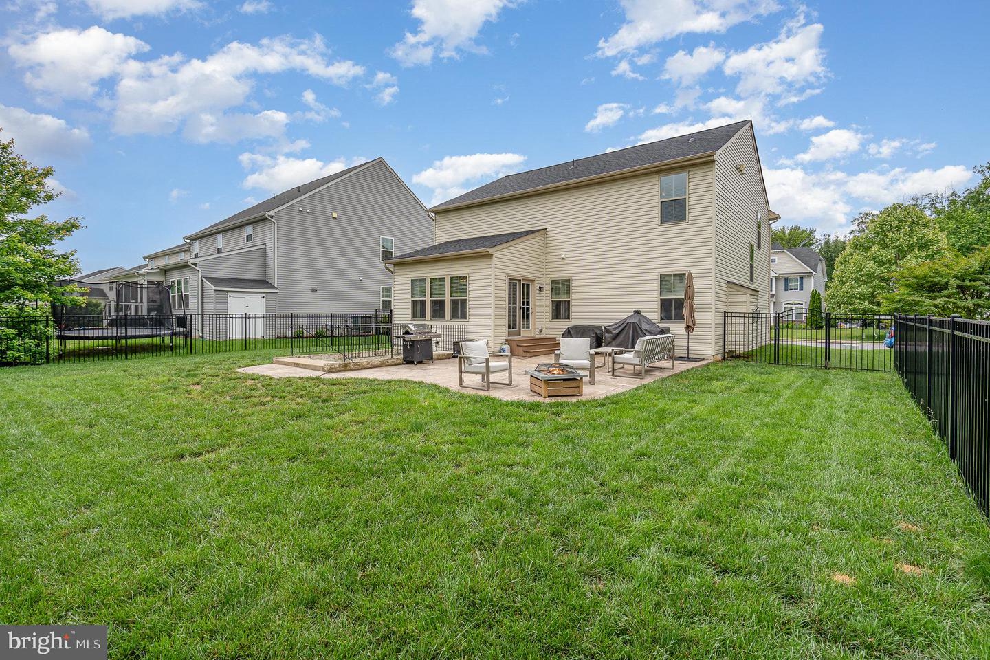 1214 BRITTLE RIDGE RD, WARRENTON, Virginia 20187, 4 Bedrooms Bedrooms, ,3 BathroomsBathrooms,Residential,For sale,1214 BRITTLE RIDGE RD,VAFQ2016564 MLS # VAFQ2016564