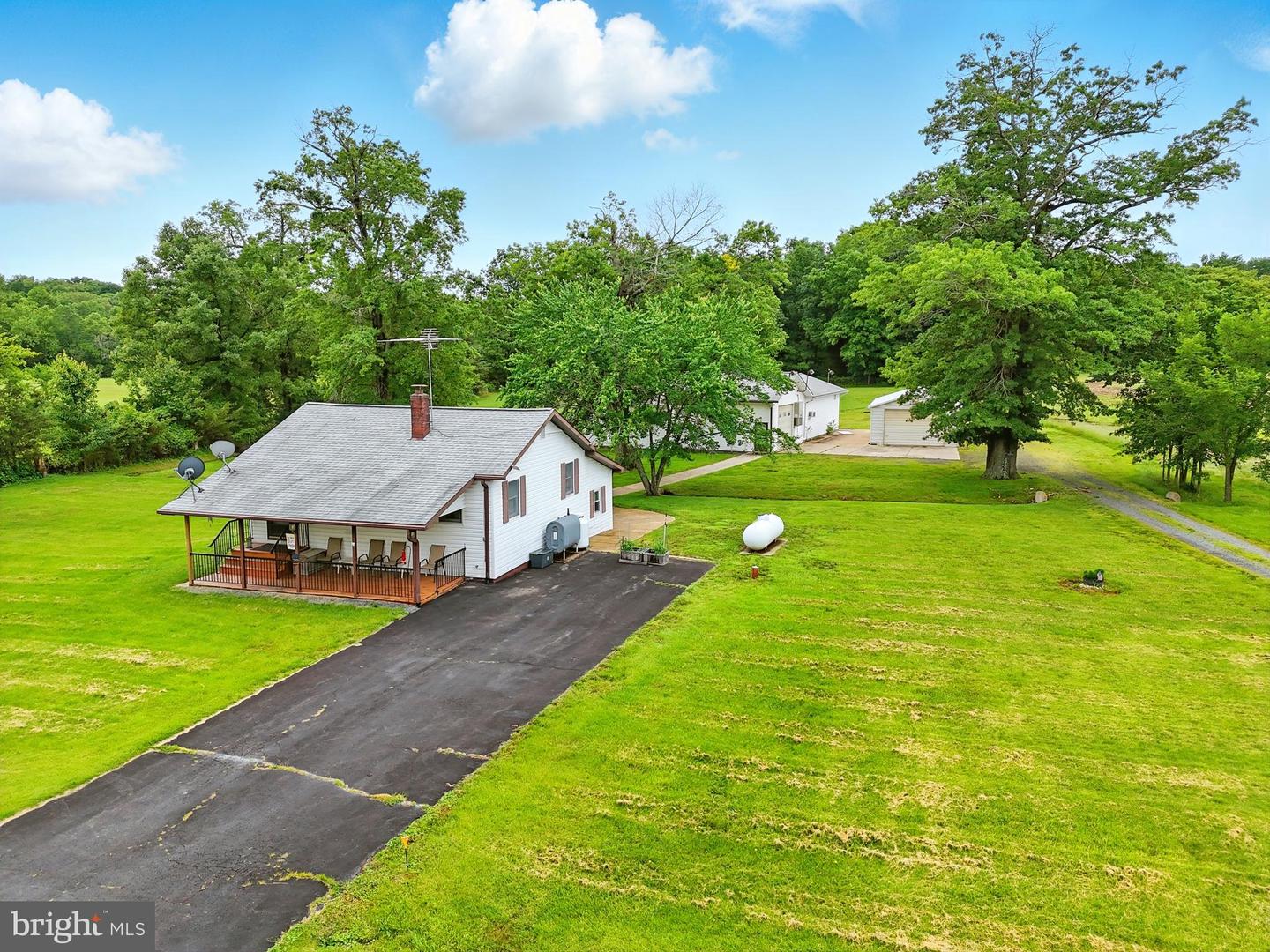 8534 BURWELL RD, CATLETT, Virginia 20119, 2 Bedrooms Bedrooms, ,1 BathroomBathrooms,Residential,For sale,8534 BURWELL RD,VAFQ2016630 MLS # VAFQ2016630