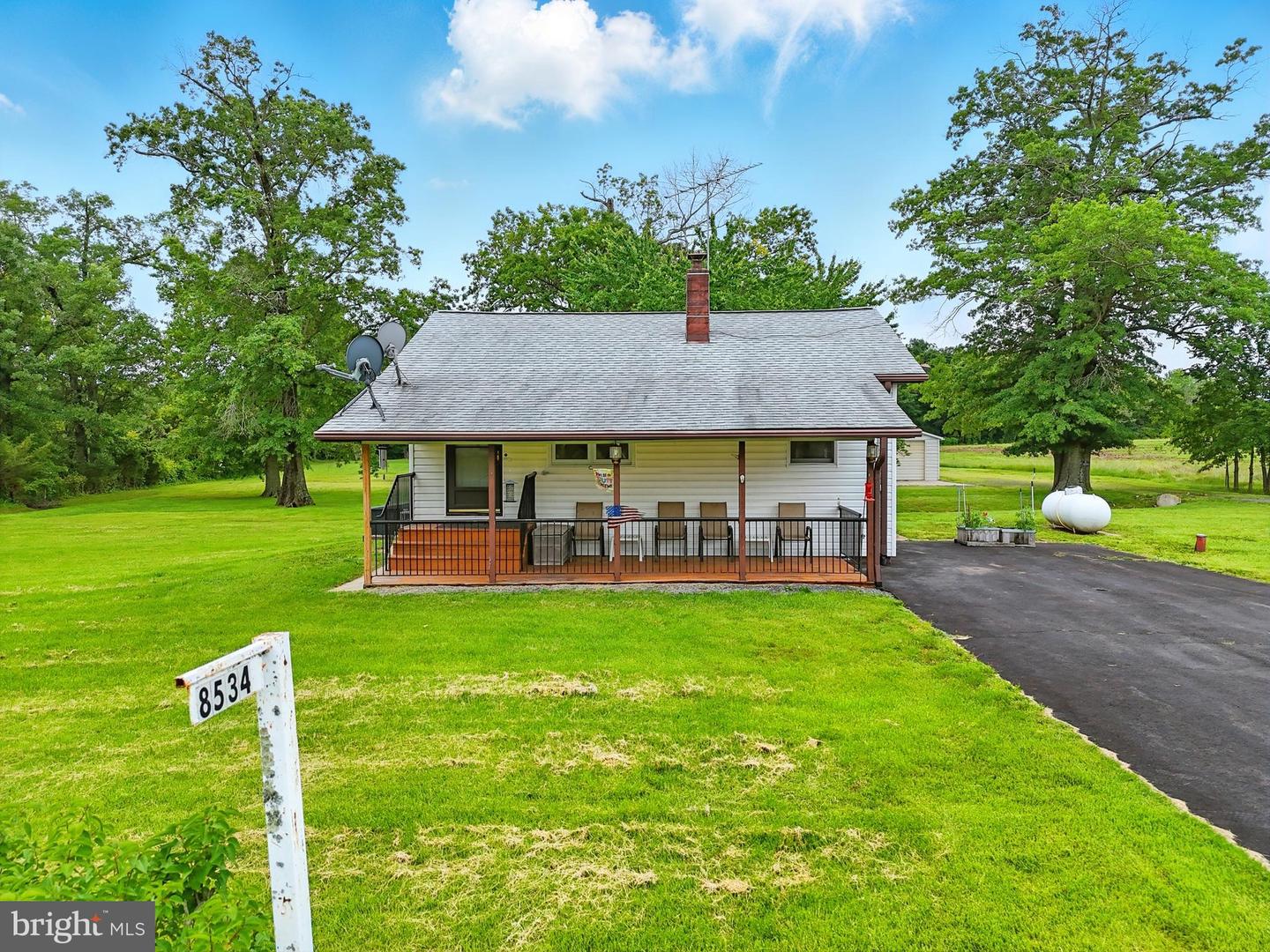 8534 BURWELL RD, CATLETT, Virginia 20119, 2 Bedrooms Bedrooms, ,1 BathroomBathrooms,Residential,For sale,8534 BURWELL RD,VAFQ2016630 MLS # VAFQ2016630