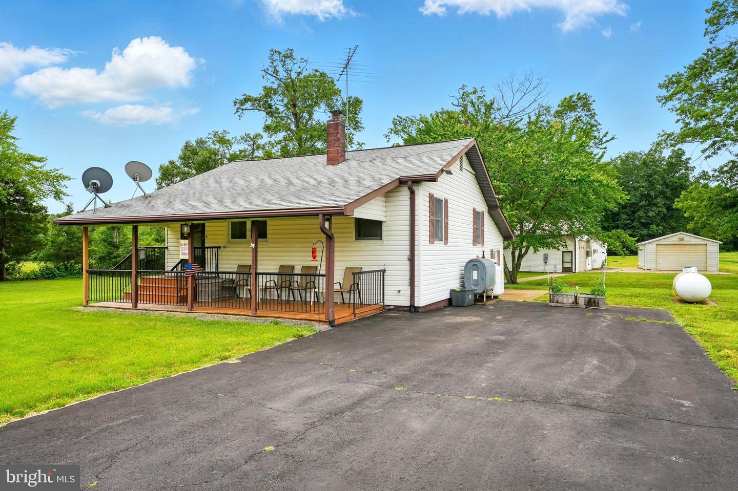 8534 BURWELL RD, CATLETT, Virginia 20119, 2 Bedrooms Bedrooms, ,1 BathroomBathrooms,Residential,For sale,8534 BURWELL RD,VAFQ2016630 MLS # VAFQ2016630
