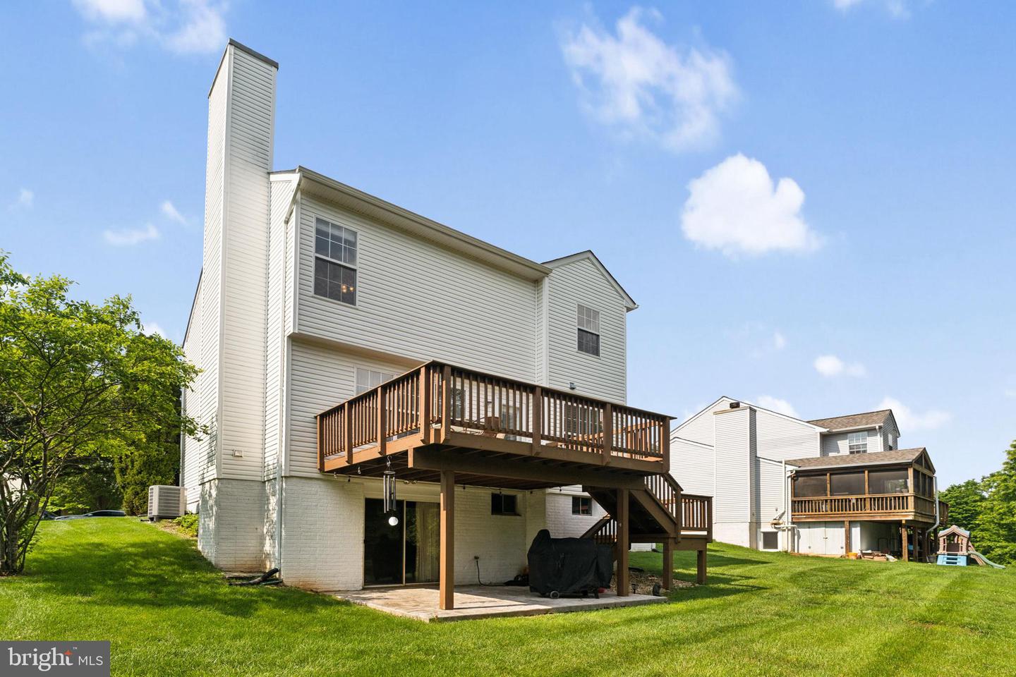 35934 NEWBERRY CROSSING PL, ROUND HILL, Virginia 20141, 4 Bedrooms Bedrooms, ,2 BathroomsBathrooms,Residential,For sale,35934 NEWBERRY CROSSING PL,VALO2096346 MLS # VALO2096346