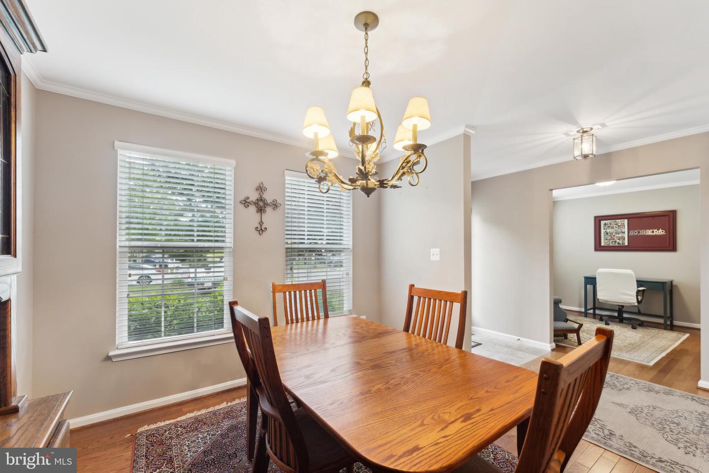 35934 NEWBERRY CROSSING PL, ROUND HILL, Virginia 20141, 4 Bedrooms Bedrooms, ,2 BathroomsBathrooms,Residential,For sale,35934 NEWBERRY CROSSING PL,VALO2096346 MLS # VALO2096346