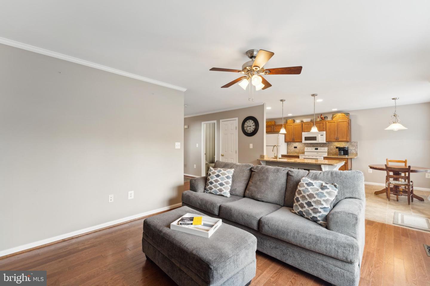 35934 NEWBERRY CROSSING PL, ROUND HILL, Virginia 20141, 4 Bedrooms Bedrooms, ,2 BathroomsBathrooms,Residential,For sale,35934 NEWBERRY CROSSING PL,VALO2096346 MLS # VALO2096346