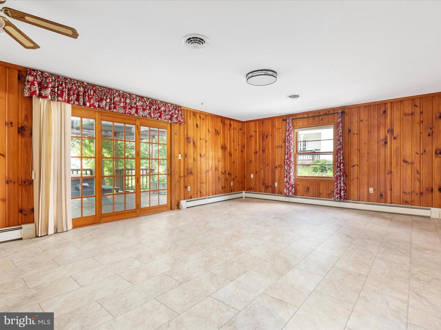 1793 N HAYFIELD RD, WINCHESTER, Virginia 22603, 3 Bedrooms Bedrooms, ,2 BathroomsBathrooms,Residential,For sale,1793 N HAYFIELD RD,VAFV2034138 MLS # VAFV2034138