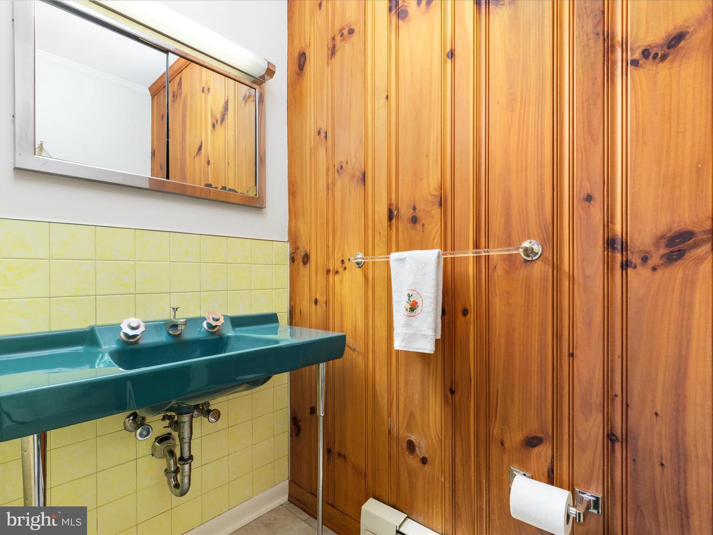 1793 N HAYFIELD RD, WINCHESTER, Virginia 22603, 3 Bedrooms Bedrooms, ,2 BathroomsBathrooms,Residential,For sale,1793 N HAYFIELD RD,VAFV2034138 MLS # VAFV2034138