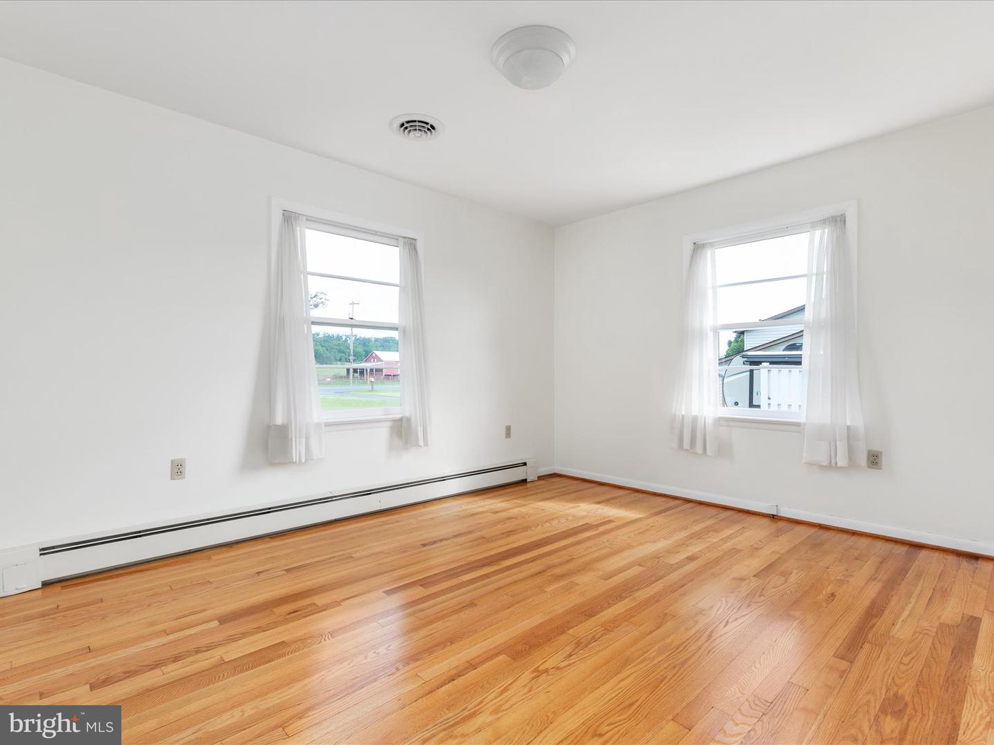 1793 N HAYFIELD RD, WINCHESTER, Virginia 22603, 3 Bedrooms Bedrooms, ,2 BathroomsBathrooms,Residential,For sale,1793 N HAYFIELD RD,VAFV2034138 MLS # VAFV2034138