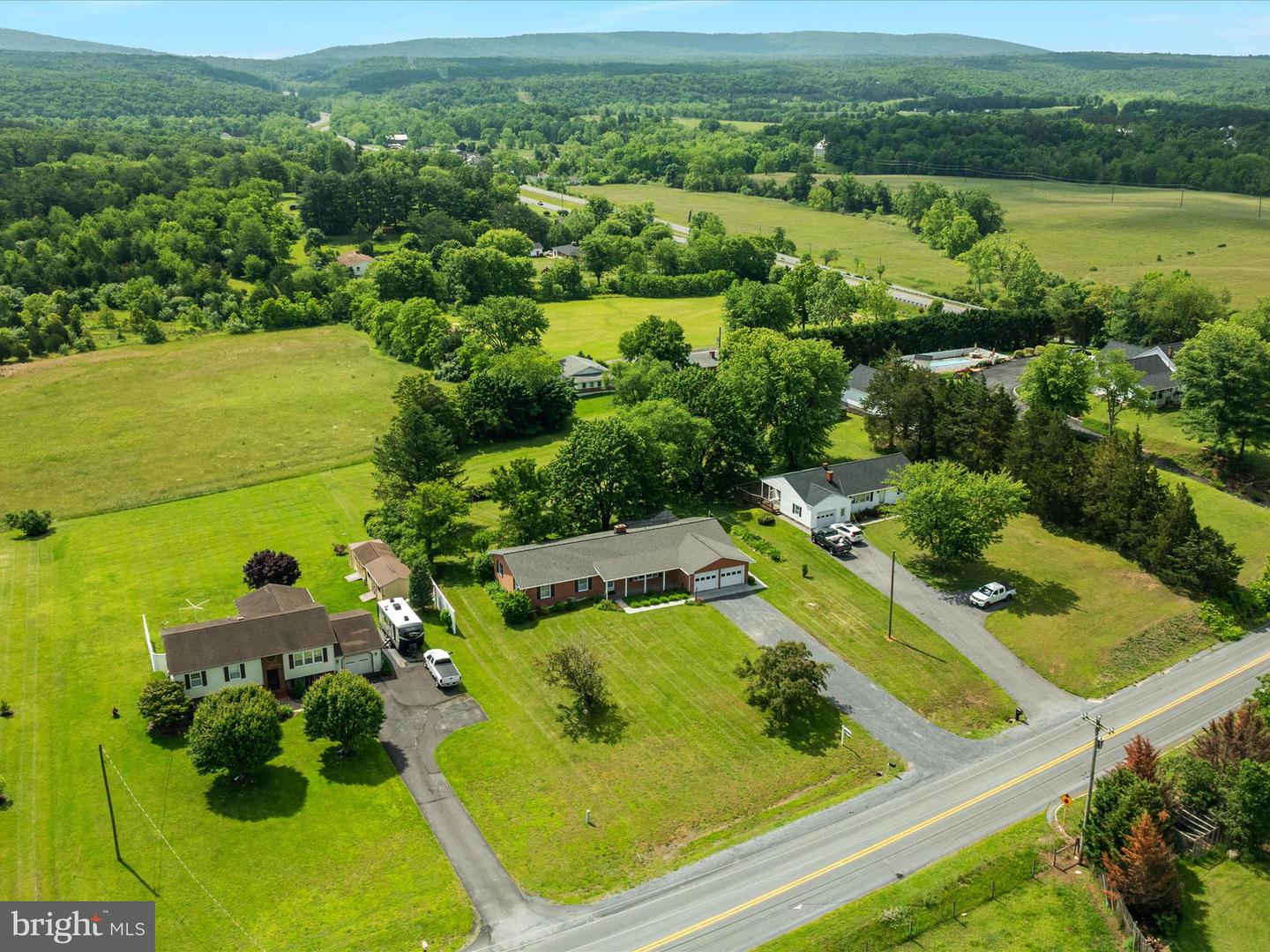 1793 N HAYFIELD RD, WINCHESTER, Virginia 22603, 3 Bedrooms Bedrooms, ,2 BathroomsBathrooms,Residential,For sale,1793 N HAYFIELD RD,VAFV2034138 MLS # VAFV2034138