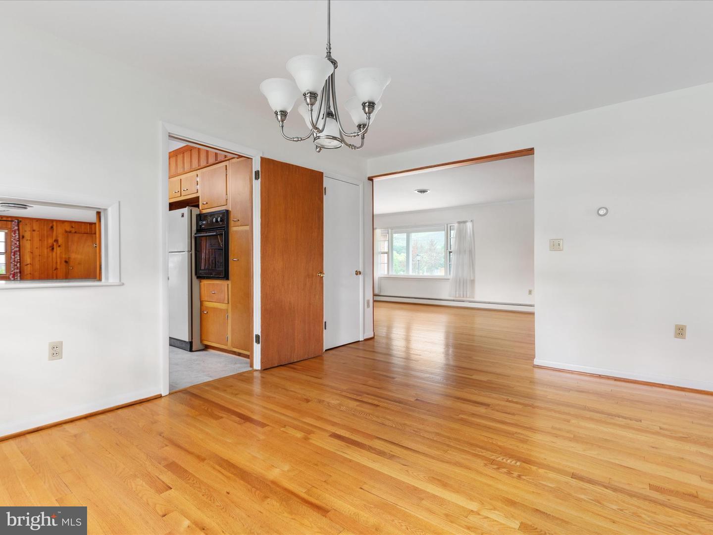 1793 N HAYFIELD RD, WINCHESTER, Virginia 22603, 3 Bedrooms Bedrooms, ,2 BathroomsBathrooms,Residential,For sale,1793 N HAYFIELD RD,VAFV2034138 MLS # VAFV2034138