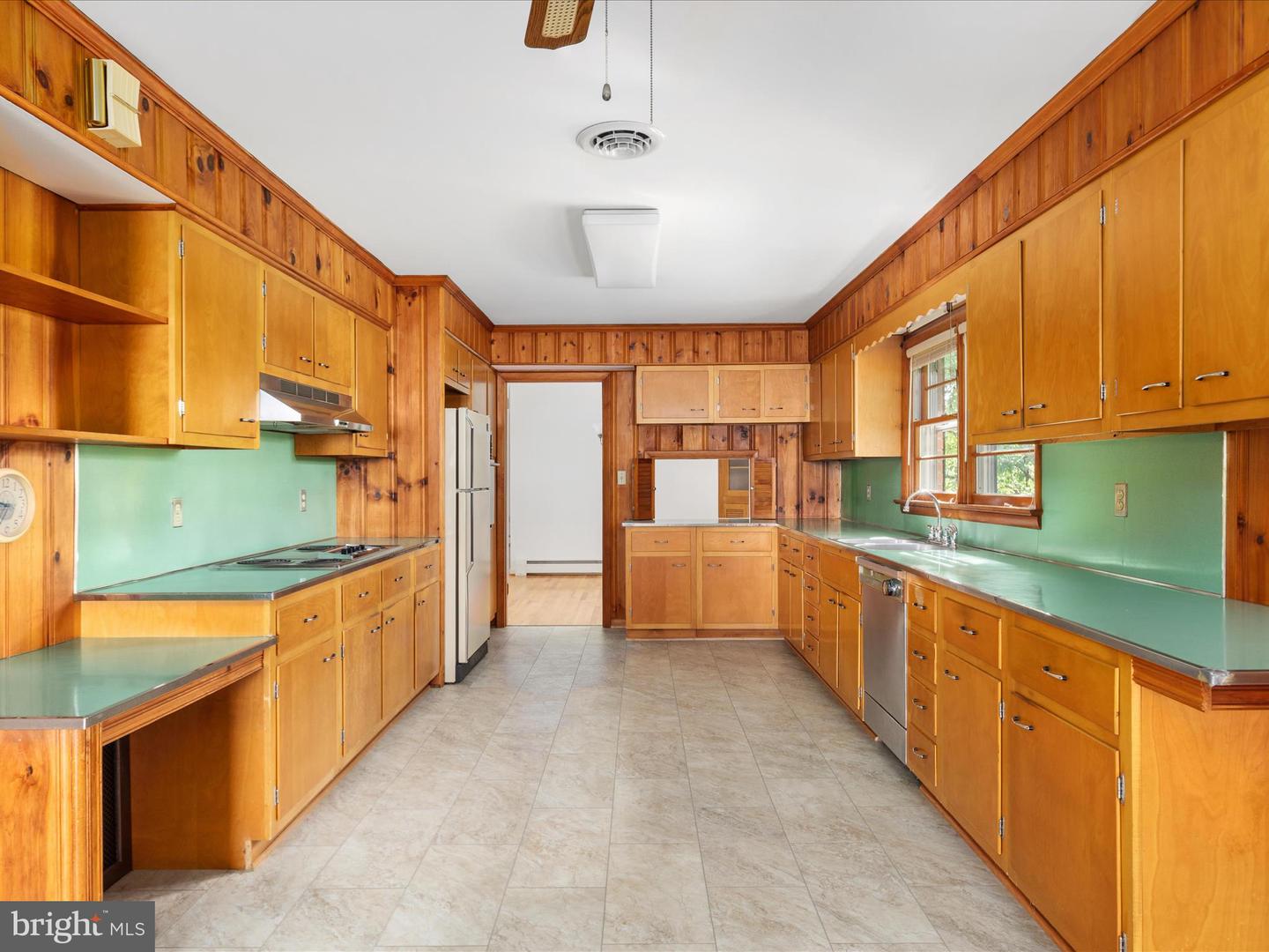 1793 N HAYFIELD RD, WINCHESTER, Virginia 22603, 3 Bedrooms Bedrooms, ,2 BathroomsBathrooms,Residential,For sale,1793 N HAYFIELD RD,VAFV2034138 MLS # VAFV2034138