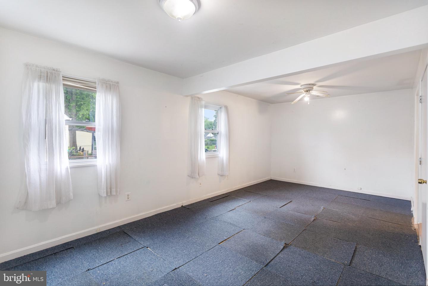 135 CABBEL DR, MANASSAS PARK, Virginia 20111, 3 Bedrooms Bedrooms, ,2 BathroomsBathrooms,Residential,For sale,135 CABBEL DR,VAMP2003050 MLS # VAMP2003050