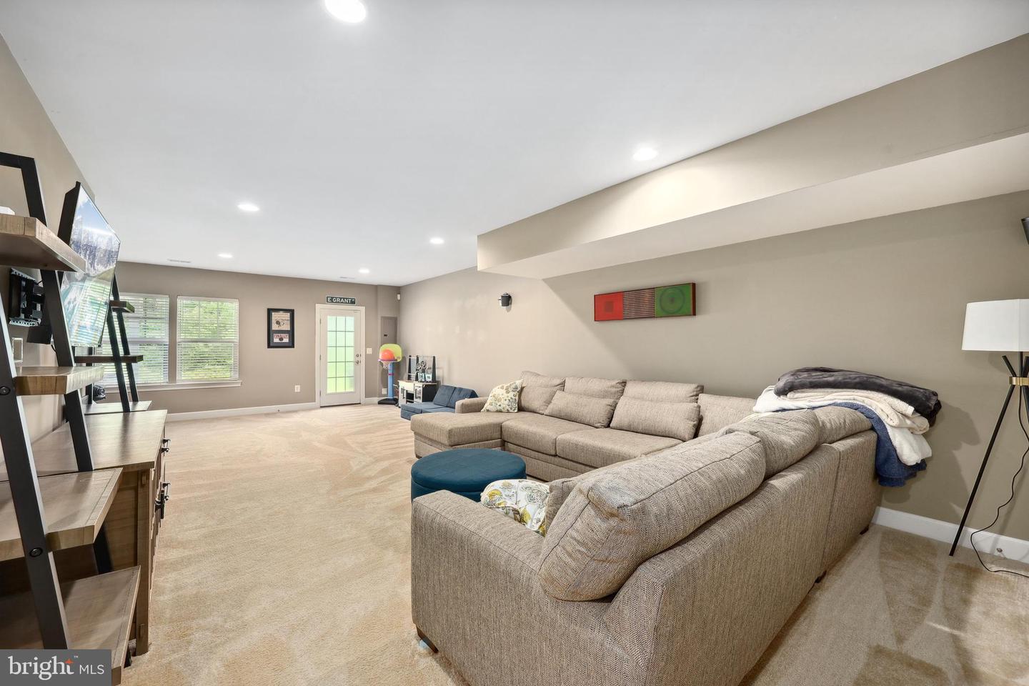 10744 HINTON WAY, MANASSAS, Virginia 20112, 3 Bedrooms Bedrooms, ,3 BathroomsBathrooms,Residential,For sale,10744 HINTON WAY,VAPW2095250 MLS # VAPW2095250